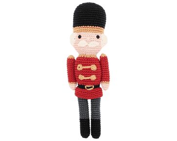 Notenkraker haken - Hardicraft haakpakket | hobbygigant.nlNotenkraker haken - Hardicraft haakpakket | hobbygigant.nl